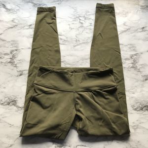Lululemon Green Wunder Under Leggings